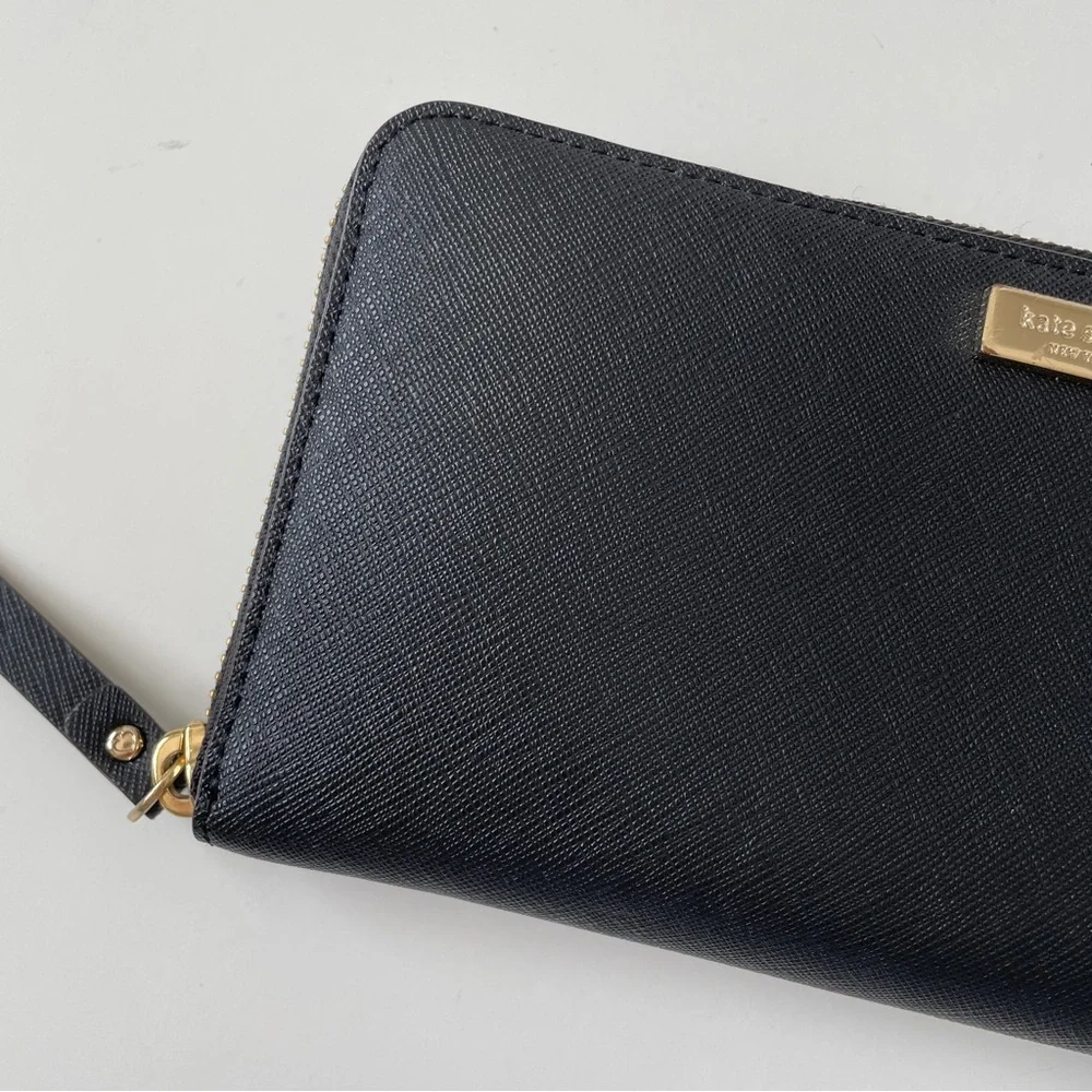 Kate Spade New York Laurel Way Neda Saffiano Leather Zip Around Black Wallet